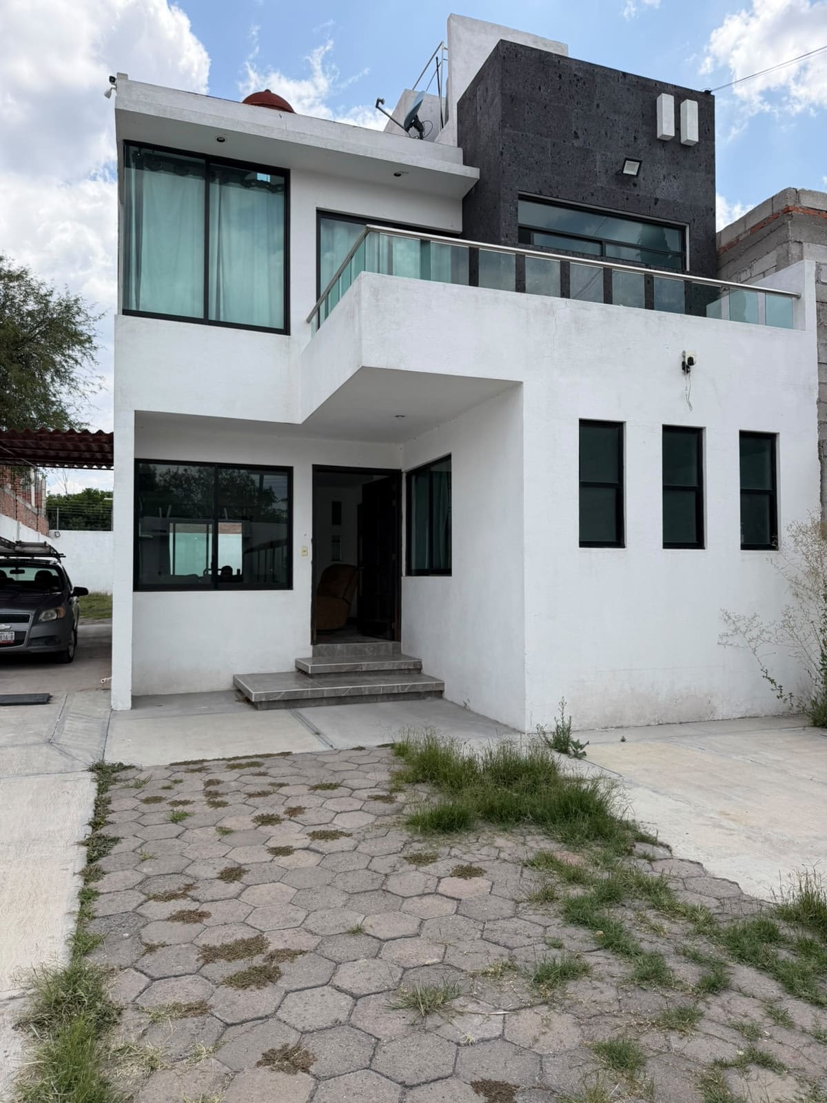 GRANJAS BANTHI, SAN JUAN DEL RIO, QUERETARO.